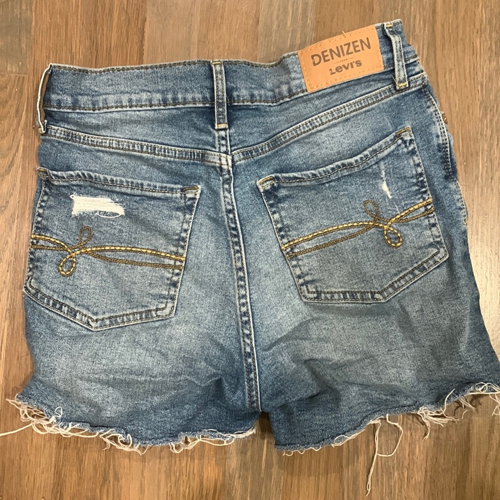 Jean short